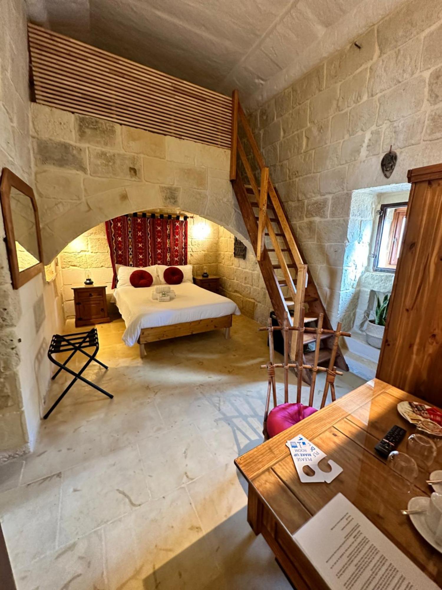 Ta' Gilarda Boutique Living Bed and Breakfast Birbuba Exteriör bild