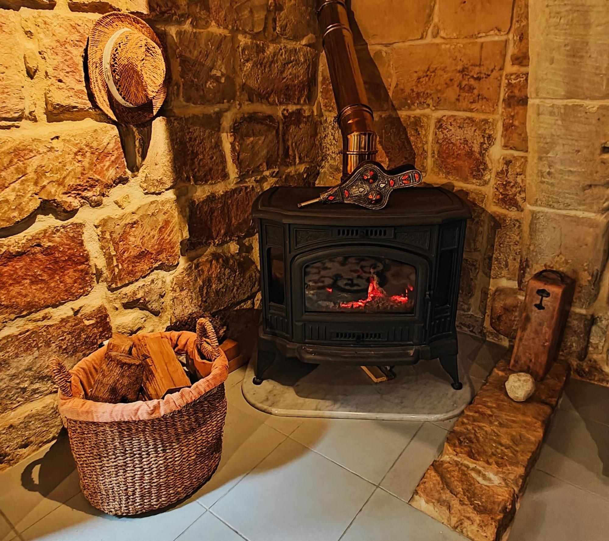Ta' Gilarda Boutique Living Bed and Breakfast Birbuba Exteriör bild